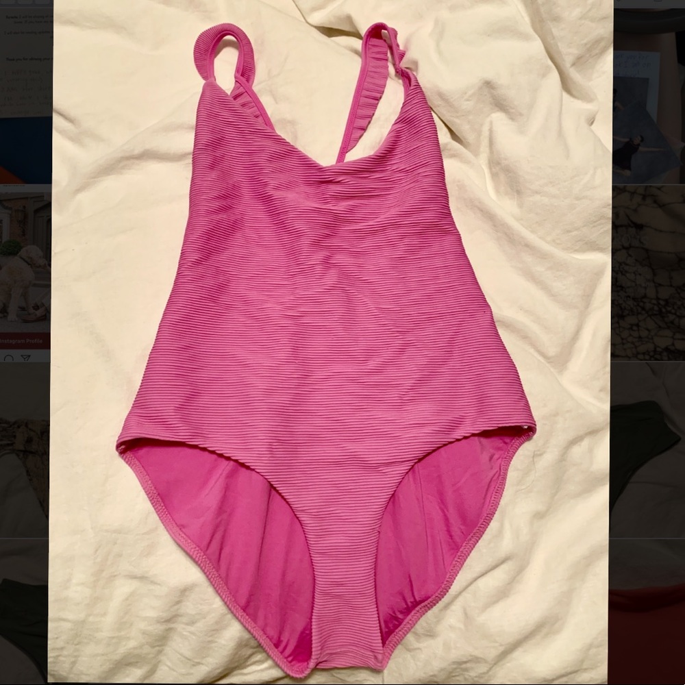 One piece swimsuit